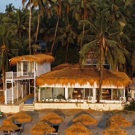 Aqua Beach Stays Ashwem Mandrem Esterno foto