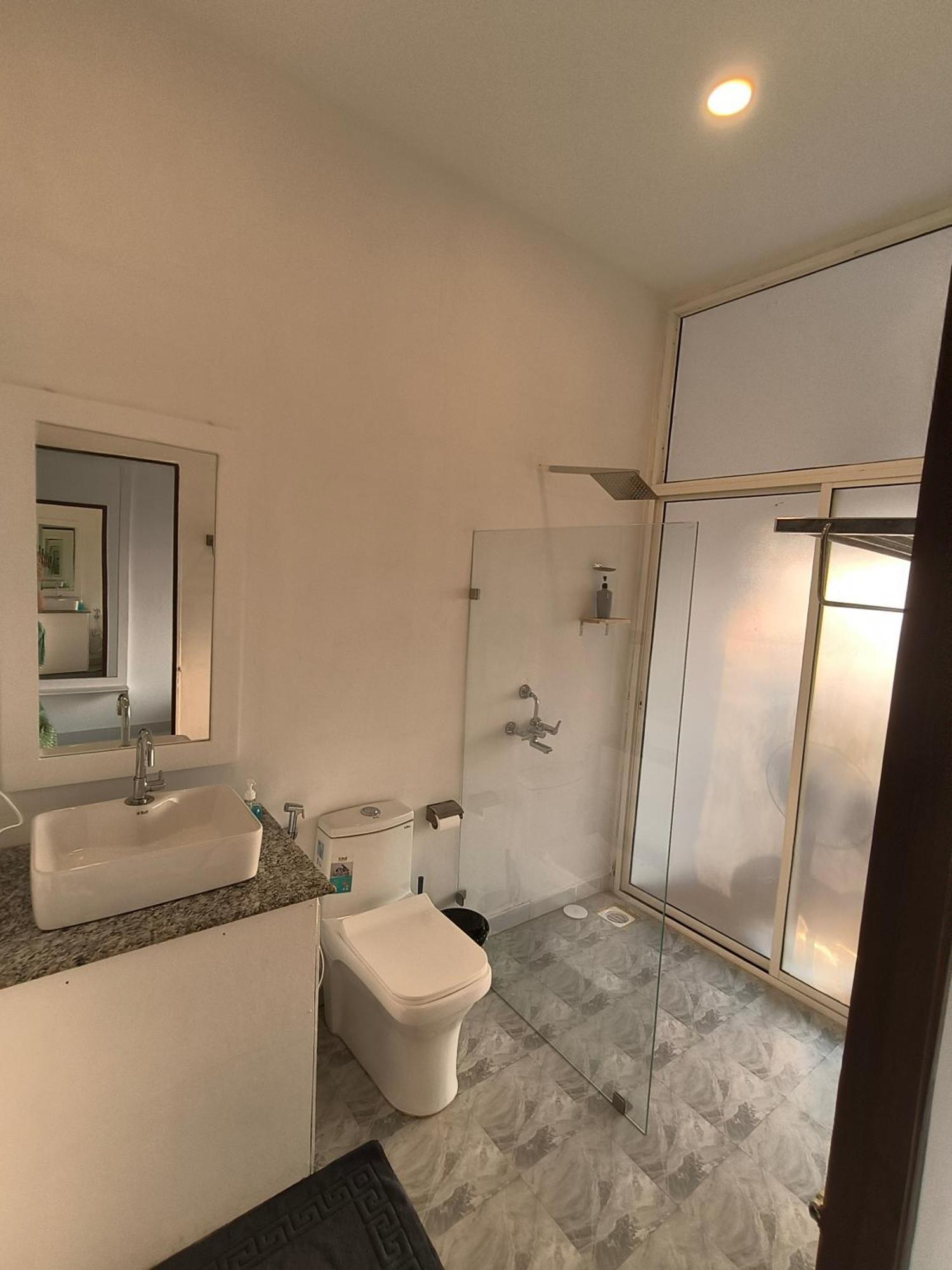 Aqua Beach Stays Ashwem Mandrem Esterno foto