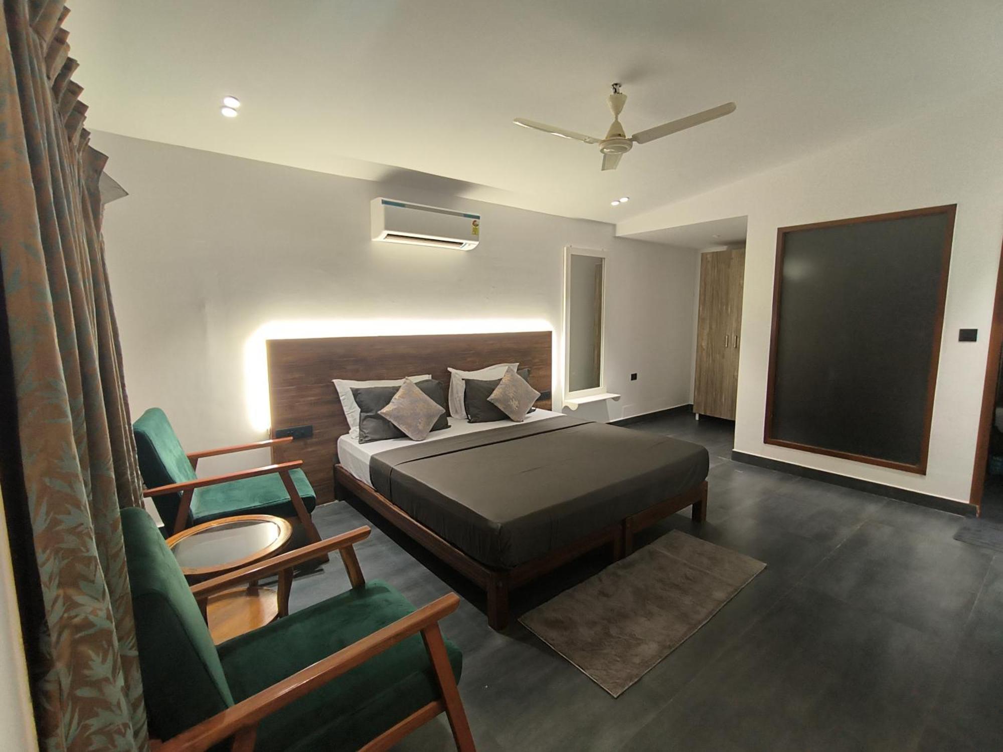 Aqua Beach Stays Ashwem Mandrem Esterno foto