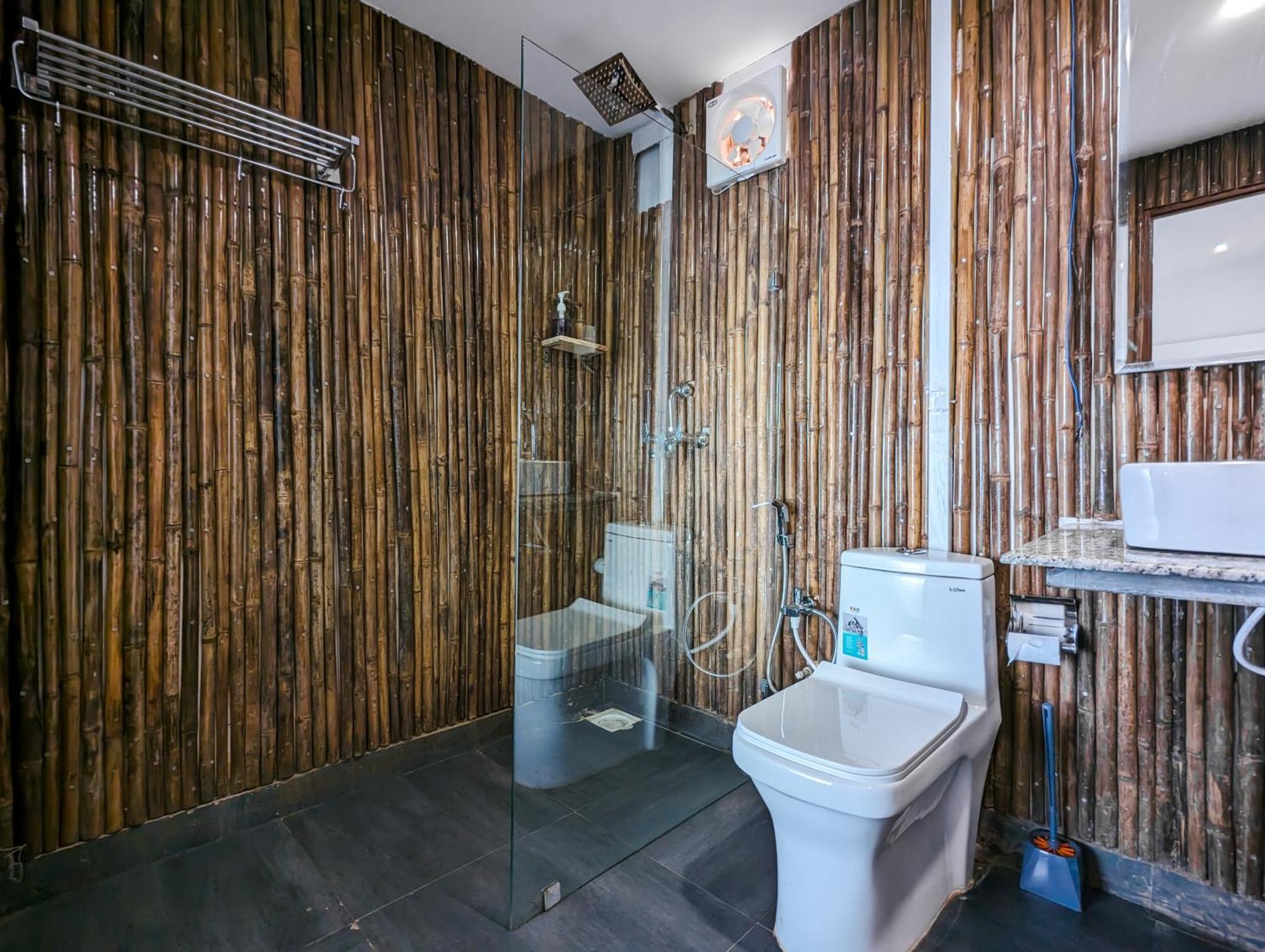 Aqua Beach Stays Ashwem Mandrem Esterno foto